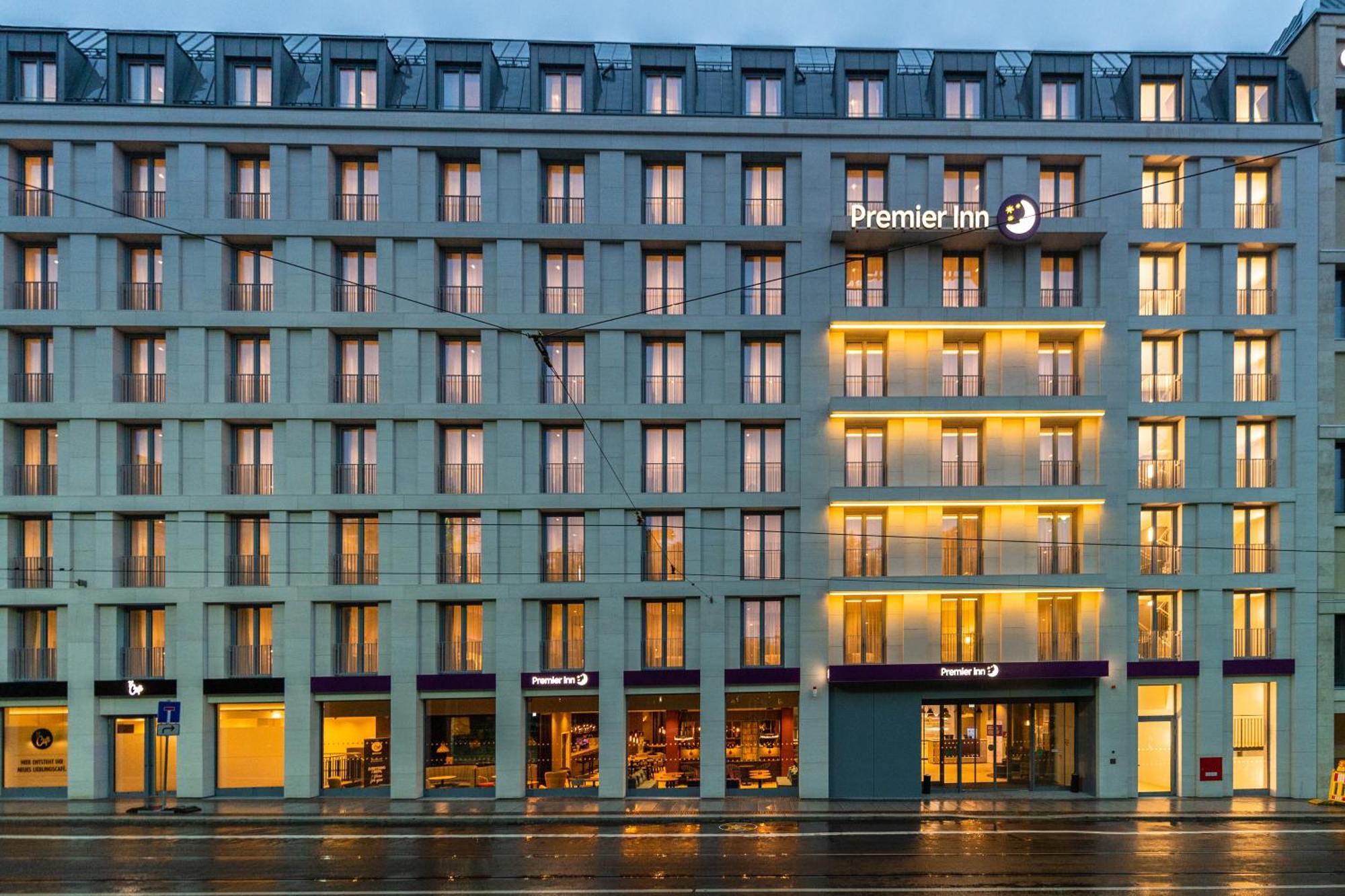 Premier Inn Leipzig City Oper Exteriér fotografie